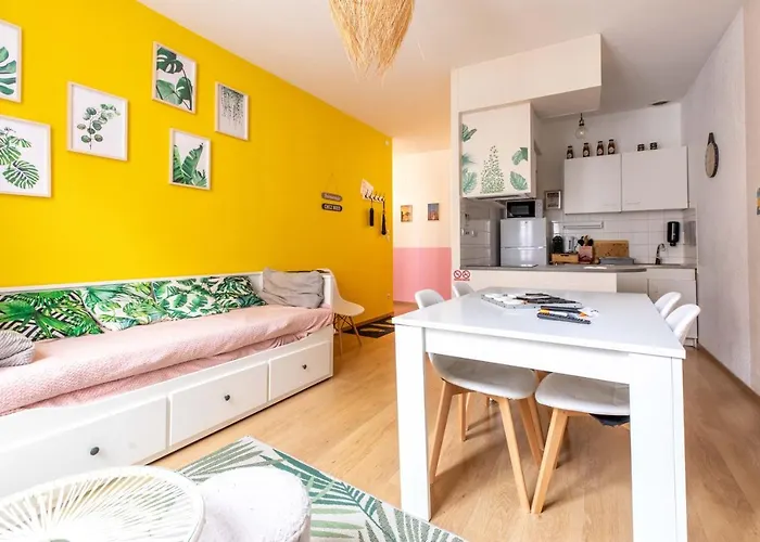 Evasion Centre-ville 2 A 8 Personnes *